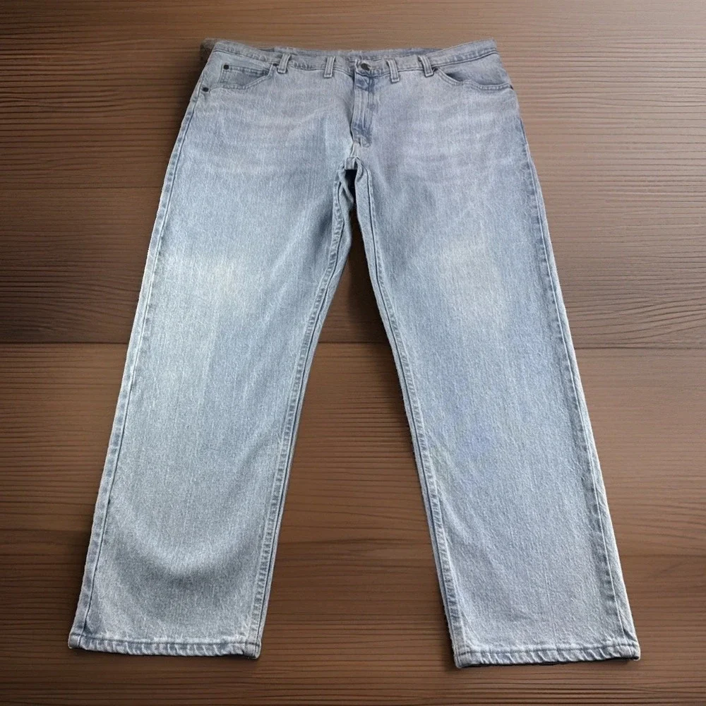 Wrangler Jeans Mens 44x30 Blue Denim Pants Straight Leg Workwear Regular Light